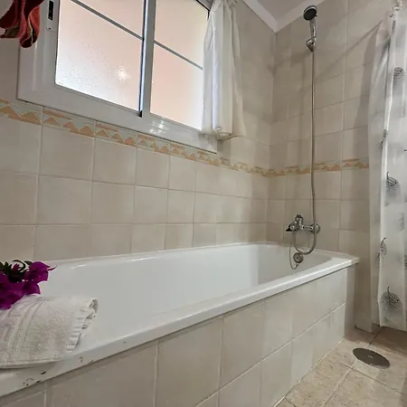 Happy Granada Apartment Los Cristianos (Tenerife)
